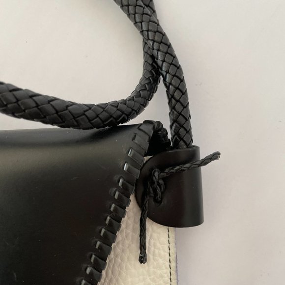 Carol Risley Que Ball Shoulder Purse - Picture 5 of 10